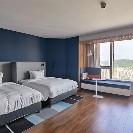Holiday Inn Express Zhoushan Dinghai By Ihg Exterior photo