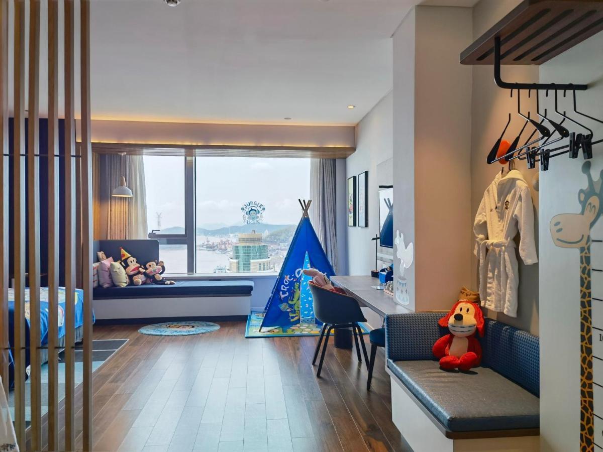 Holiday Inn Express Zhoushan Dinghai By Ihg Exterior photo